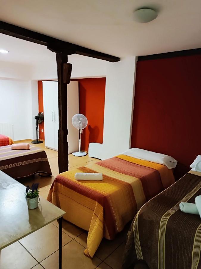 Corrala De San Anton. Sencillo Apartamento En Pleno Centro Granada Esterno foto